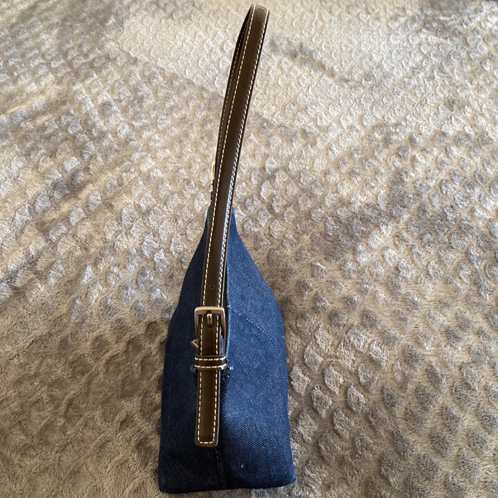 Small Handbag - Picture 3 of 9